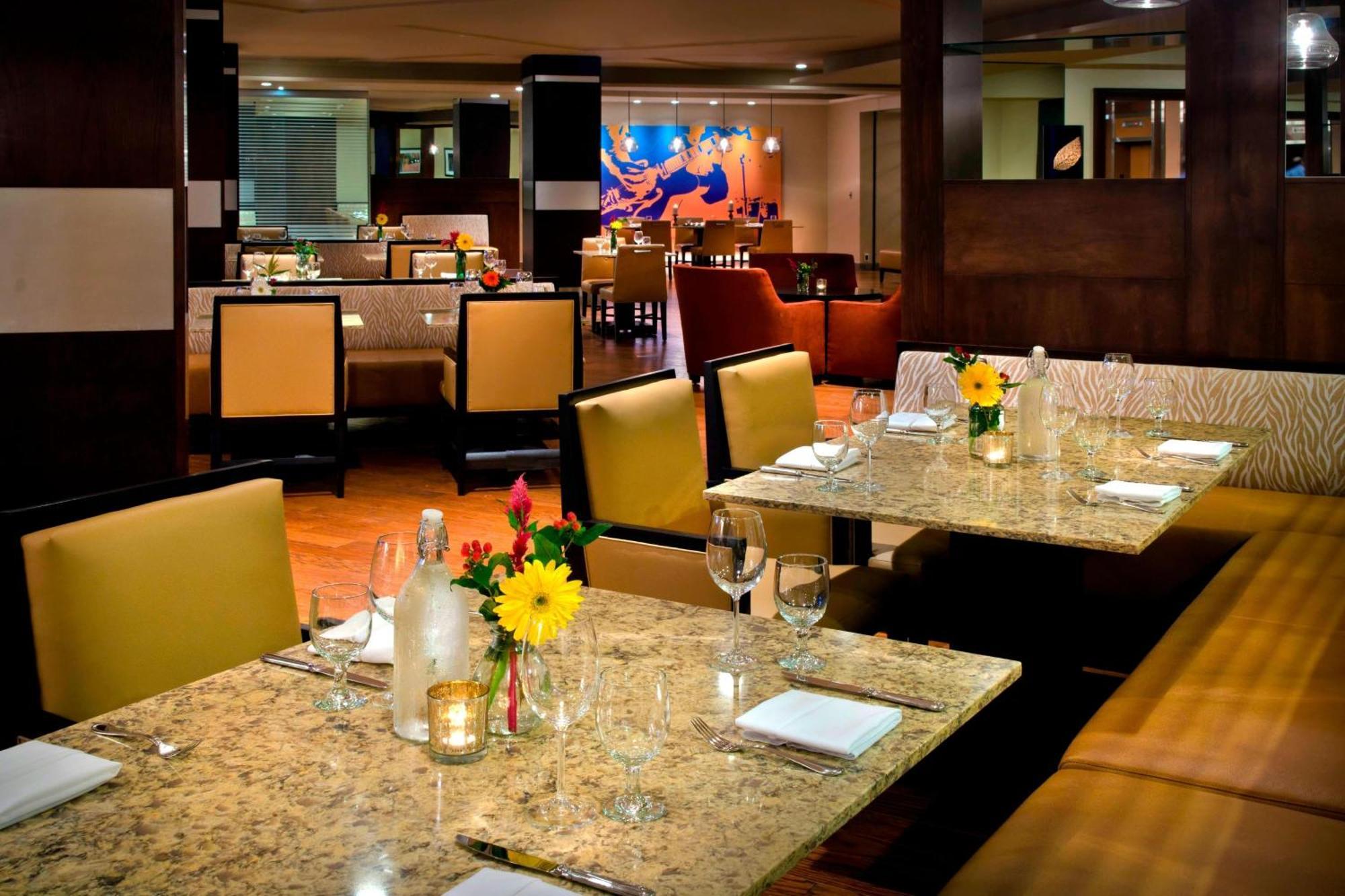 Trumbull Marriott Shelton Екстериор снимка