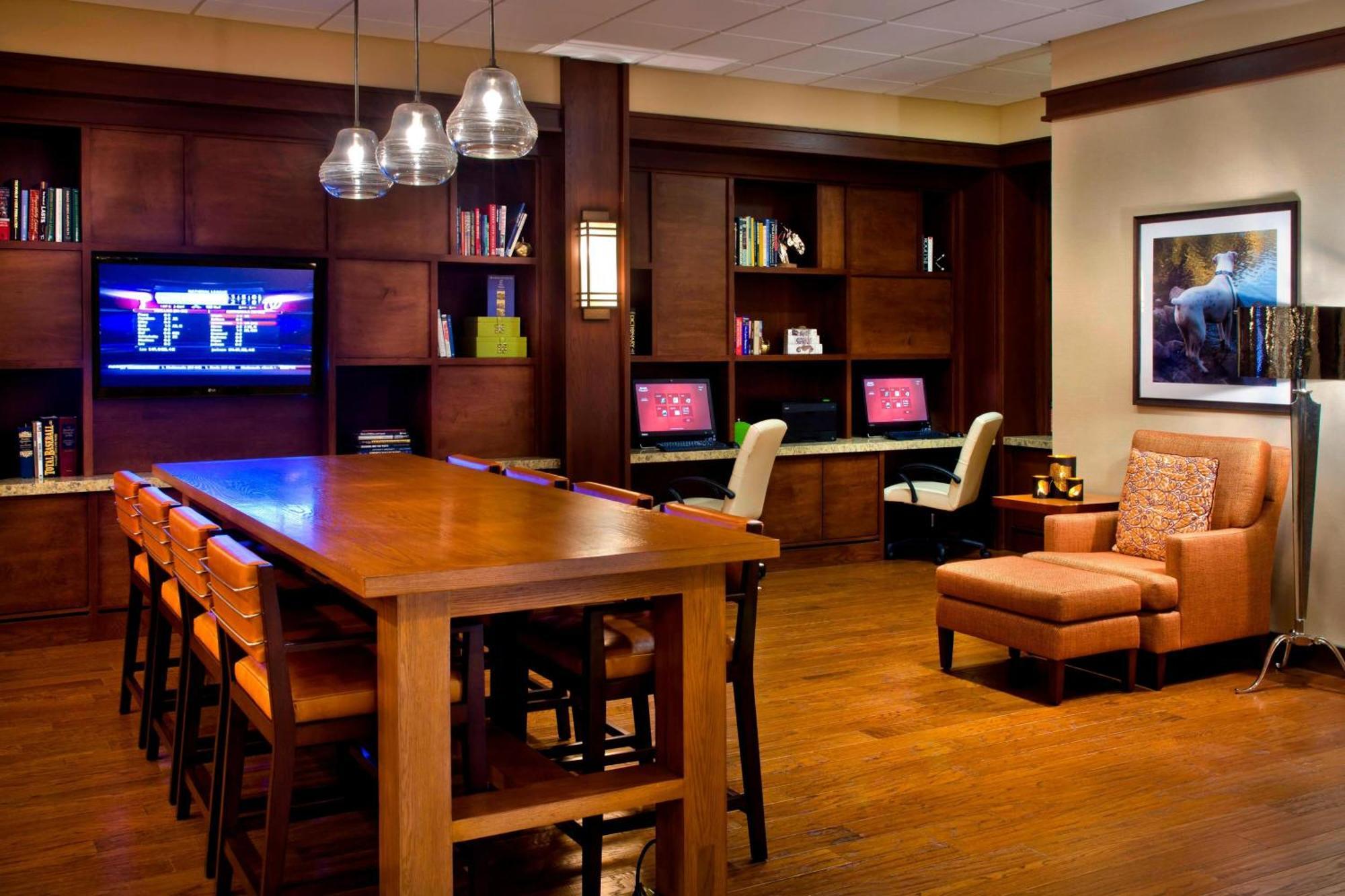 Trumbull Marriott Shelton Екстериор снимка