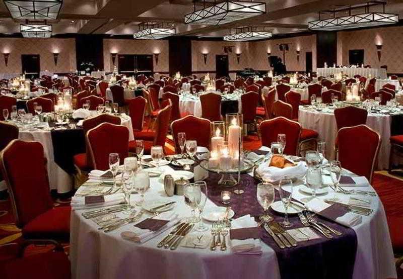 Trumbull Marriott Shelton Ресторант снимка